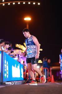 BIB: 4294
                            <button type="button" onclick="openModal(23059705)" class="btn btn-primary btn-sm float-right btn-popup" data-toggle="modal" data-target=".modal-high-quality">
                        <i class="fas fa-shopping-cart"></i> Add to Cart
                    </button>
                                            <button type="button" onclick="isThisMe(23059705, true)" class="btn btn-success btn-sm float-right btn-popup btn-isme hidden" data-toggle="tooltip" data-placement="bottom" title="นี่คือรูปของคุณใช่ไหม คลิกที่นี่เพื่อเอาเข้าอัลบั้ม">
                        <i class="fas fa-plus"></i> Add to album
                    </button>
                    <button type="button" onclick="isThisMe(23059705, false)" class="btn btn-warning btn-sm float-right btn-popup btn-isnotme hidden">
                        <i class="fas fa-ban"></i> Remove from album
                    </button>